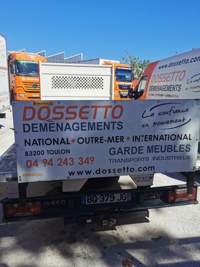 Véhicule IVECO modèle PLATEAU 
Immatriculé...