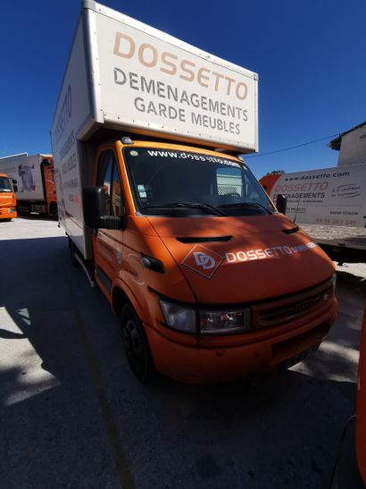 Véhicule IVECO Fourgon 
Immatriculé FN-478-SK
Mise...