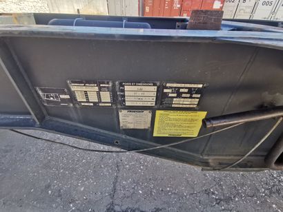 remorque porte conteneur 
Immatriculé FN-060-...