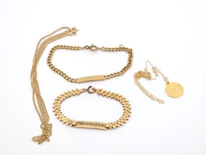 LOT d'or 750° comprenant : 
deux bracelets...
