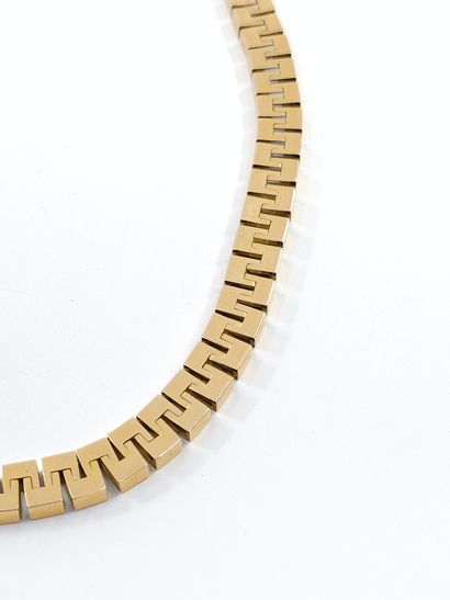 TRAVAIL Français Début XIXeme siecles 
Collier...