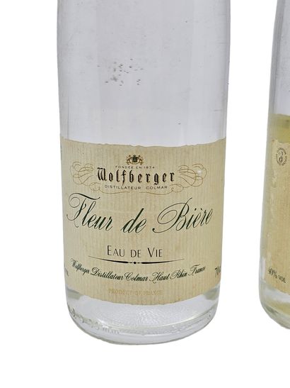 BEER FLOWER 
eau vie 
two bottles