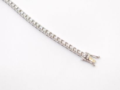 BRACELET rivière en or gris 750° en ligne...