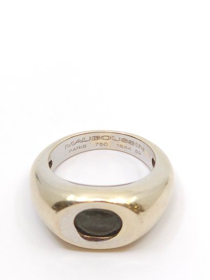 MAUBOUSSIN PARIS
Bague chevalière de dame...