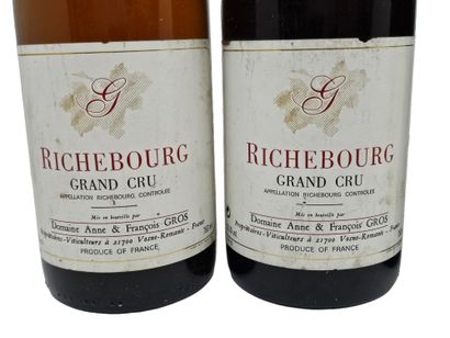 Set of eight bottles including
alox corton...