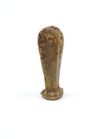 LOT de cachets en bronze comprenant :
Jeune...