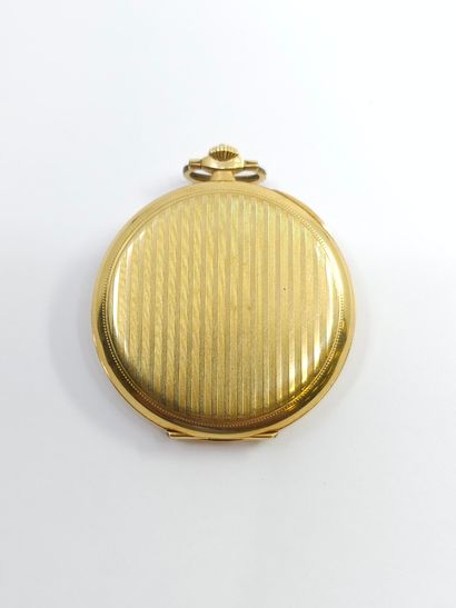 OMEGA
Montre de smocking en or jaune 750°...
