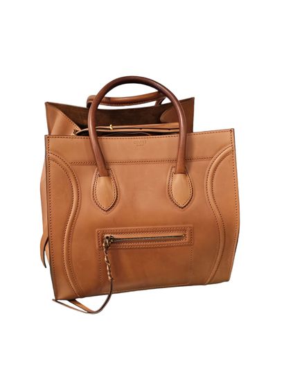 CELINE 
Medium Luggage Phantom
Couleur camel
Petites...