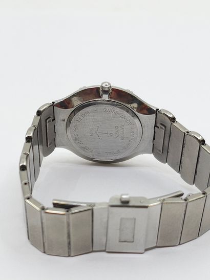 ULYSSE NARDIN QUARTZ
Montre bracelet de femme...