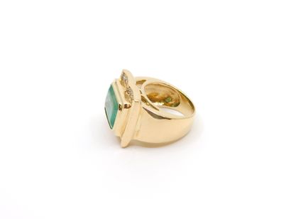 TRAVAIL FRANÇAIS 
BAGUE en or jaune 750°...