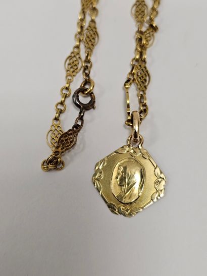 CHAINE en or jaune 750°, maille filigranée,...