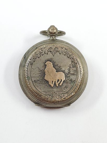 MONTRE de col en argent 
Poids brut : 30,18...