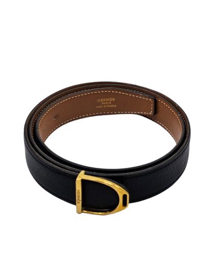 HERMES Paris 
Ceinture en cuir noir, boucle...