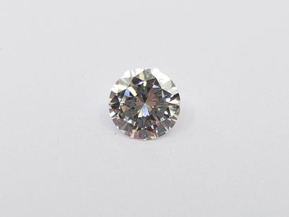 DIAMANT sur papier 2 ct 36
de couleur F/VVS2
Luminescence...
