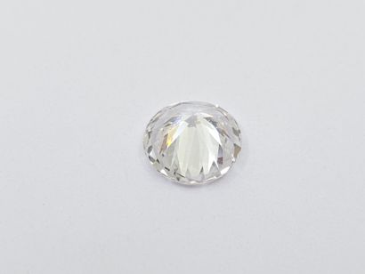 DIAMANT sur papier 2 ct 36
de couleur F/VVS2
Luminescence...