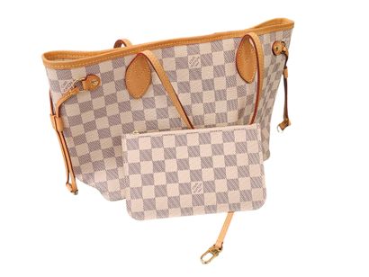 LOUIS VUITTON
Sac Neverfull en toile enduite...