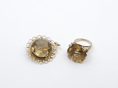 PENDENTIF faisant broche en or jaune 14kt...