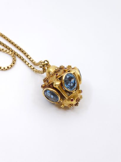 TRAVAIL ITALIEN
COLLIER sautoir en or jaune...