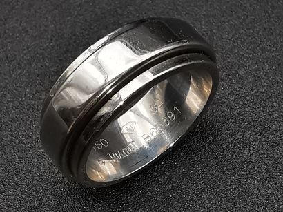 PIAGET
Modèle Possession
Bague en or blanc...