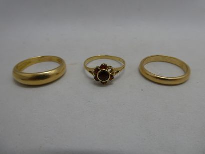 1 Alliance Or 18kt 3,96g 1 Bague Or 18kt...