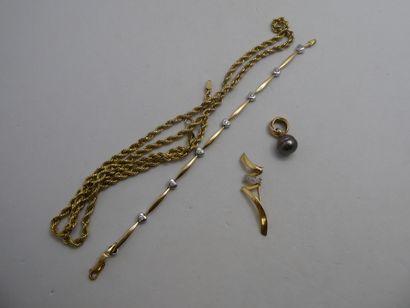 1 Collier Or 18kt 9,50 g maille corde 1 Pendentif...