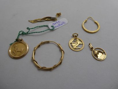2 Pendentifs Or 18kt 2,55g 1 Pendentif Autre...