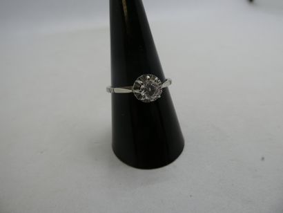 1 Bague Or gris 18kt et diamant 2,80g tour...