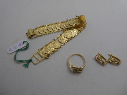 1 Bague Or 18kt et pierres 2,65 g déteriorée...