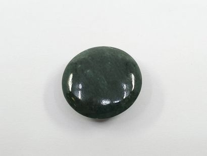 JADE green ( type A ) Myanmar , cabochon...