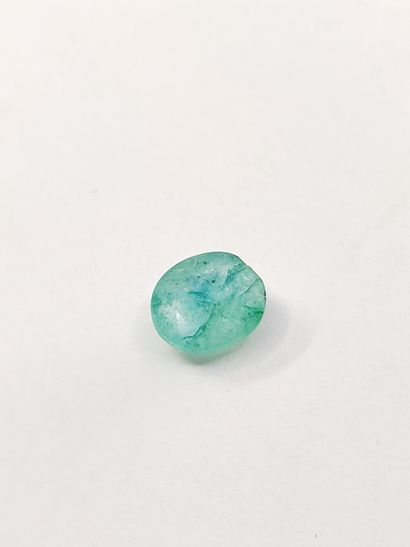 EMERAUDE ovale, 	Zambie	, 5.10 carats
Dim...