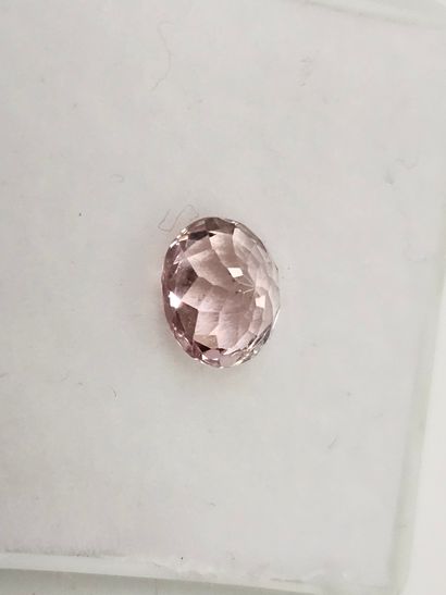 TOURMALINE pink , ovale , Mozambique , 0,91...