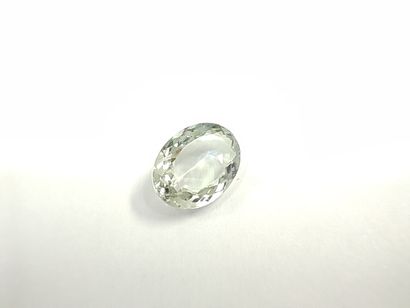 AMETHYSTE verte IF ovale, 	Afrique, 4,76...