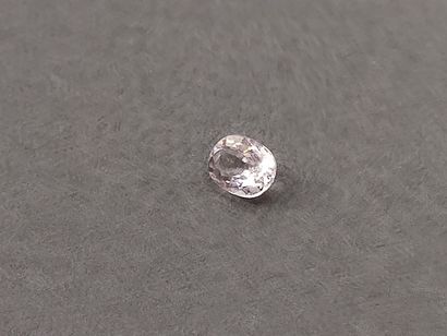 MORGANITE light pink VVS	 ovale, Madagascar	,...
