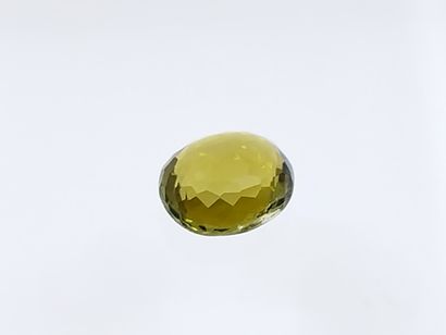 TOURMALINE green VVS , oval , Mozambique...