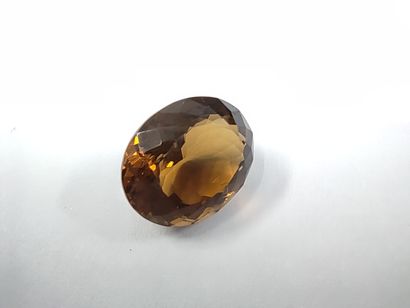 CITRINE VS	 ovale, Afrique, 11.59 carats
Dim...