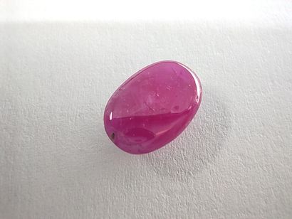 RUBIS pinkish rouge cabochon, Tanzanie, 	3.48...