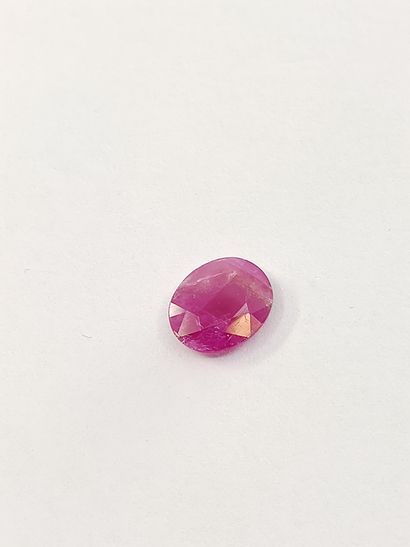 RUBIS purplish rouge ovale, Tanzanie	,	 2.36...