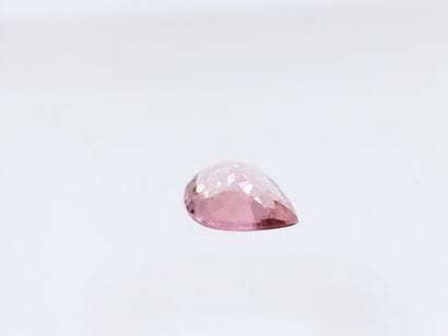 TOURMALINE pink , poire , Mozambique , 0,61...