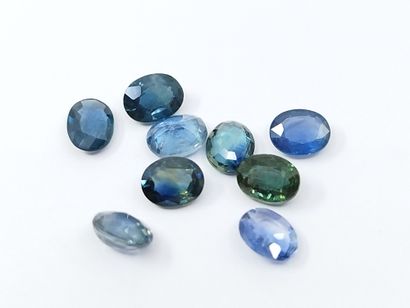 SAPHIR greenish blue Nbr 9 , oval , Tanzania...