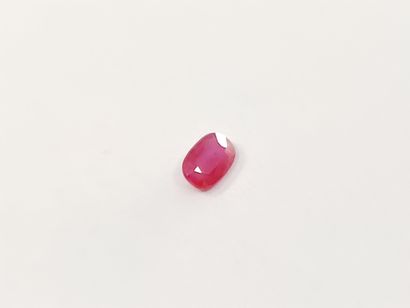 RUBIS purplish rouge ovale, Mozambique	,...