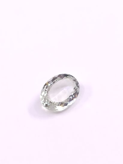 AMETHYSTE verte IF ovale, 	Afrique, 4,76...
