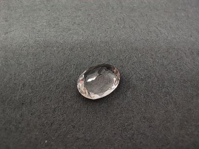 MORGANITE peach ovale, 	Madagascar, 1.55...