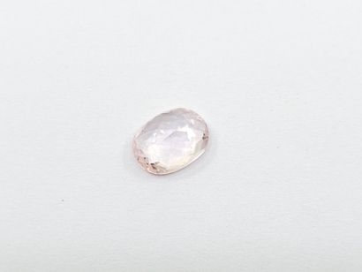 MORGANITE light pink VS , ovale , Madagascar...