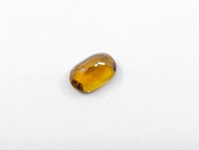 TOURMALINE yellow VVS , ovale , Mozambique...