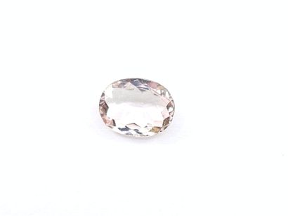 MORGANITE light pink VS , ovale , Madagascar...