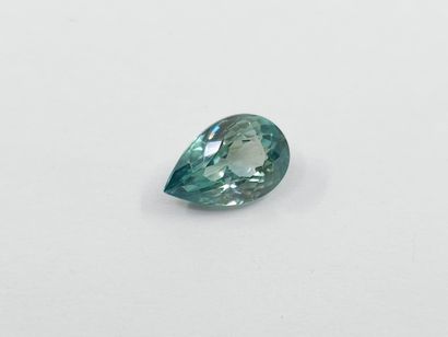 ZIRCON Bluish Green VS, pear, Cambodia, 2,07...