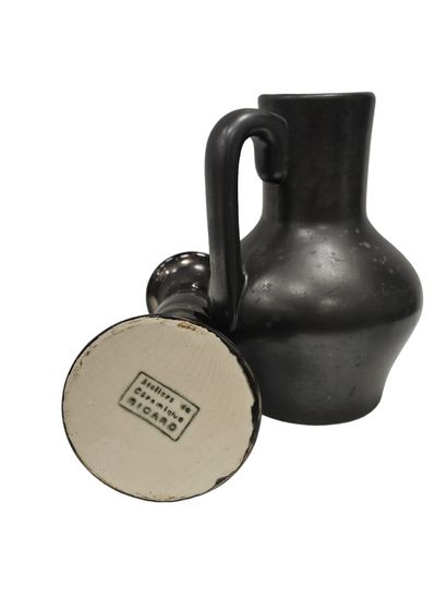 RICARD Xxème
Ile de bendore: black ceramic...