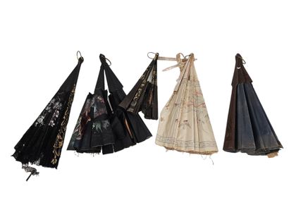 Suite of five fans and a
parasol