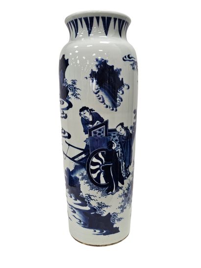 CHINA
Porcelain rolling vase with slightly...