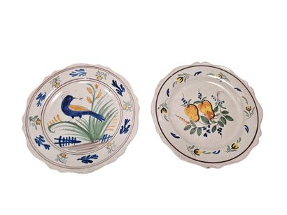 SET OF SIX earthenware plates decorated with...